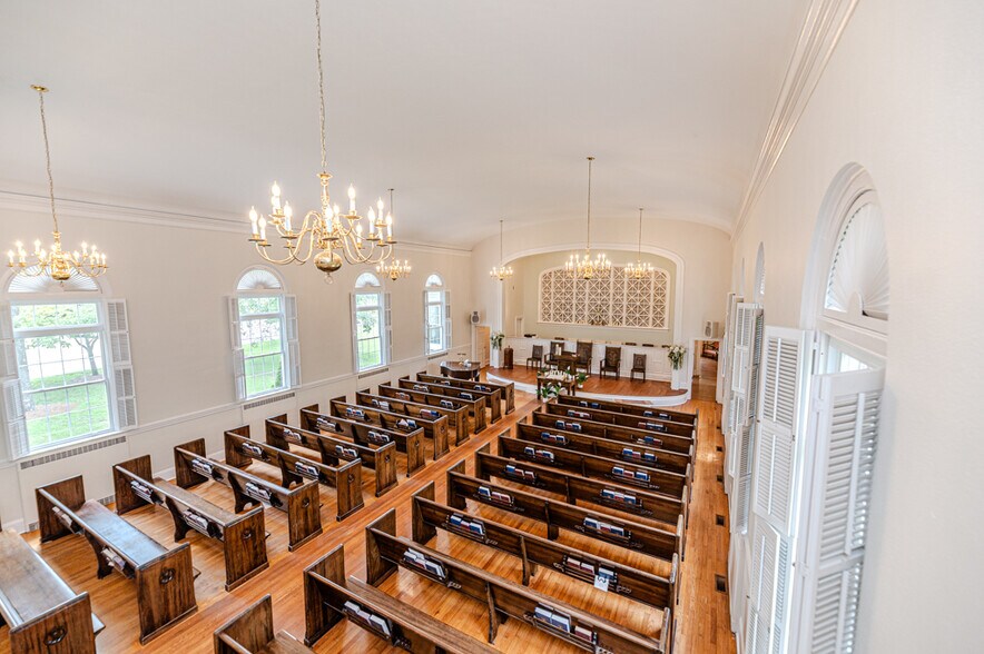 More Photos Of 211 Main st, Broadway Religious Facility For Sale