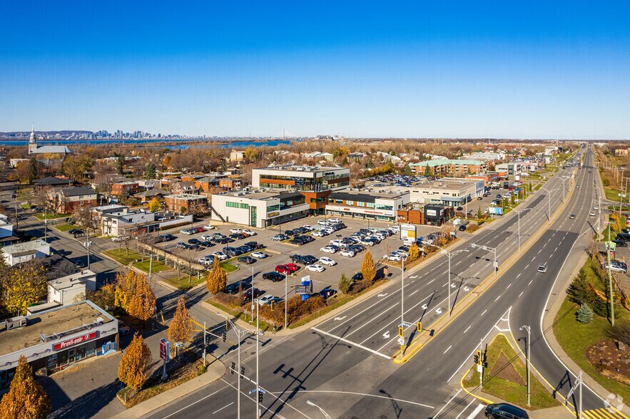 More Photos Of 170 Boul Taschereau, La Prairie Storefront Retail Office For Lease