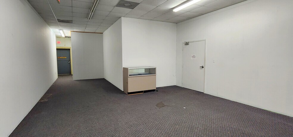 More Photos Of 207 W Pine St, Ponchatoula Freestanding For Lease