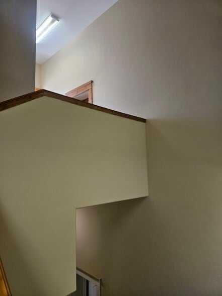 More Photos Of 2 S Main St, Coalville Loft Creative Space For Sale