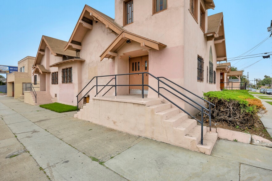 More Photos Of 1101 W Florence Ave, Los Angeles Religious Facility For Sale