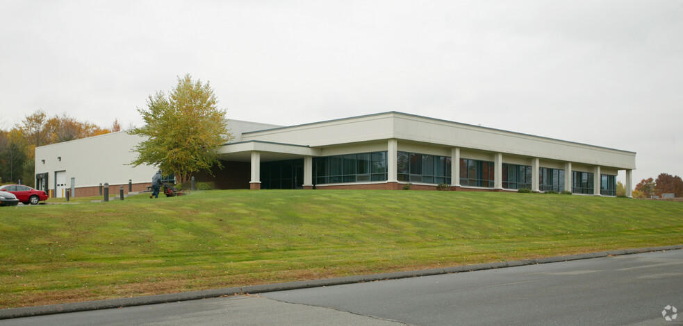 Primary Photo Of 119 White Oak Dr, Berlin Manufacturing For Sale