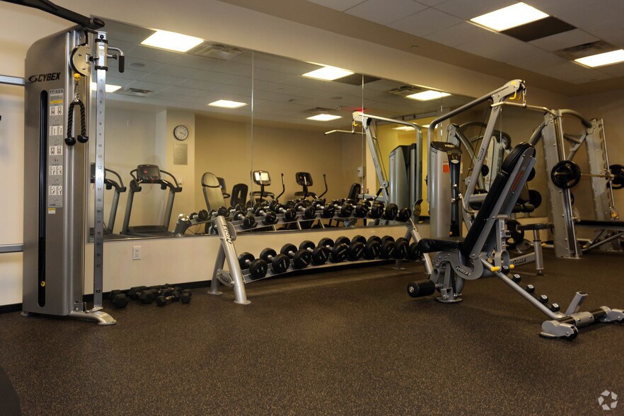 More Photos Of 500 E John Carpenter Fwy, Irving Office For Lease