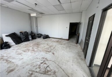 More Photos Of 1011 W Madison Ave, South Milwaukee Flex For Sale