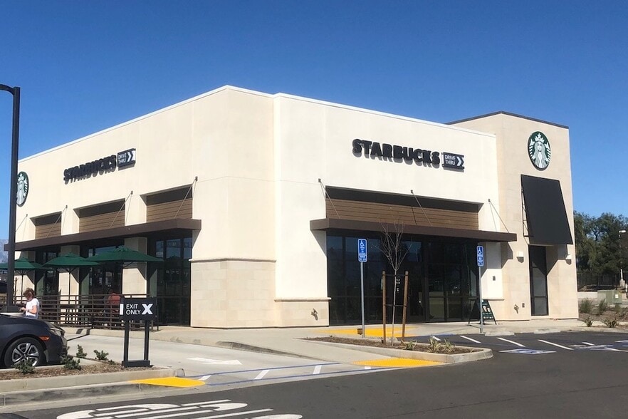 More Photos Of 1550 W Valley Blvd, Colton Freestanding For Lease