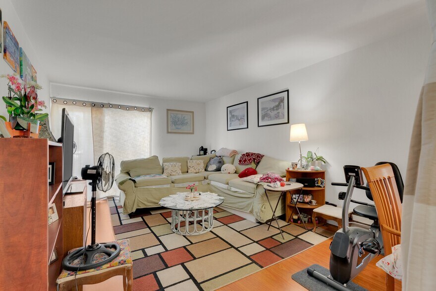 More Photos Of 4140 Fran Way, Richmond Apartments For Sale