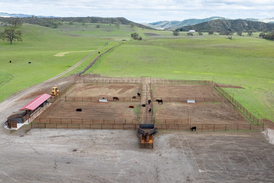 More Photos Of 76525 Interlake Rd, Bradley Land For Sale