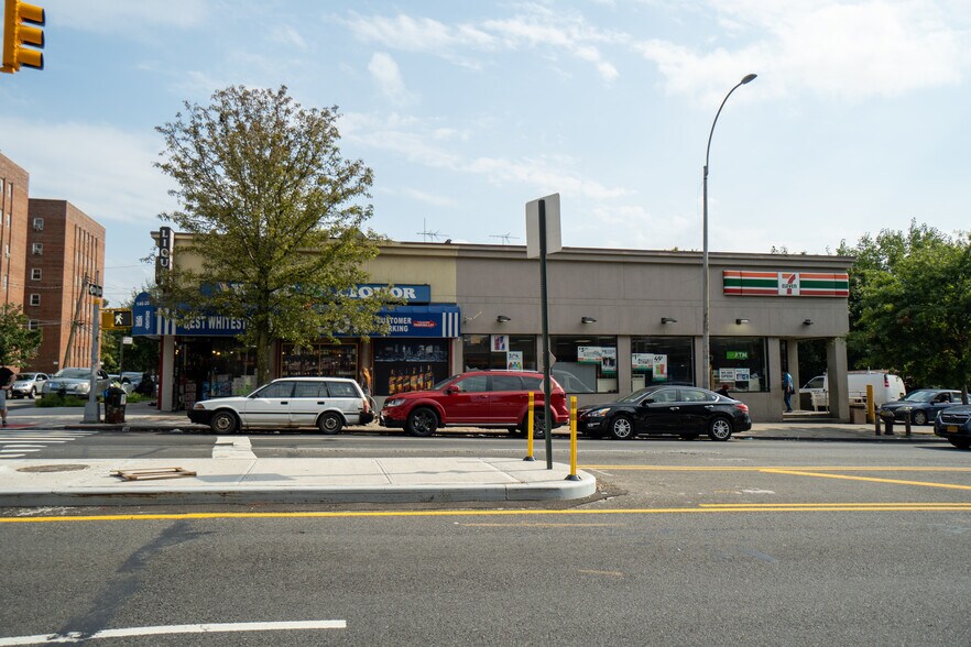 More Photos Of 14626 Northern Blvd, Flushing Convenience Store For Sale