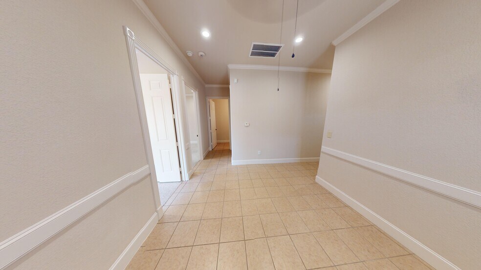 More Photos Of 5509 Louetta Rd, Spring Office For Sale