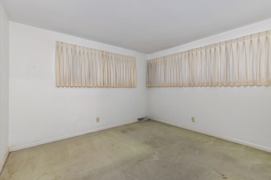 More Photos Of 2763 US 43, Lawrenceburg Manufactured Housing Mobile Home Park For Sale