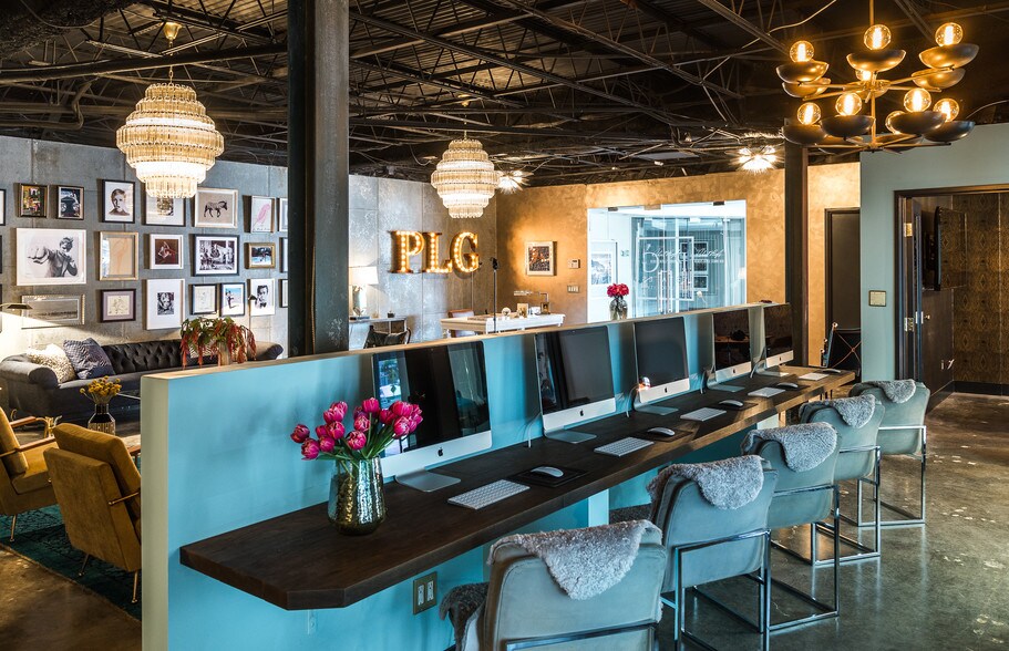 More Photos Of 11969 Ventura Blvd, Studio City Loft Creative Space For Lease