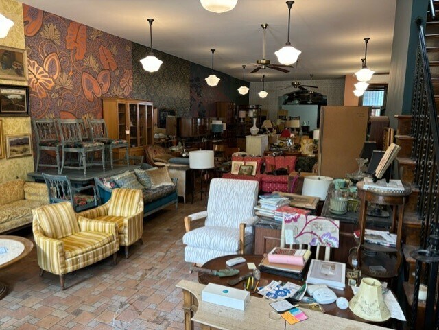 More Photos Of 5450 W Belmont Ave, Chicago Storefront Retail Office For Lease