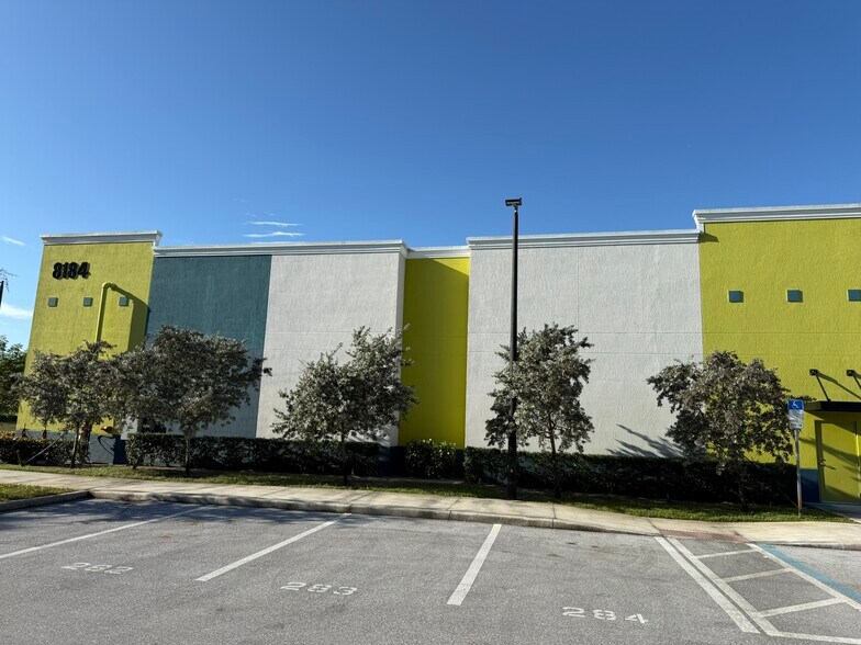 More Photos Of 8184 SW Jack James Dr, Stuart Warehouse For Lease