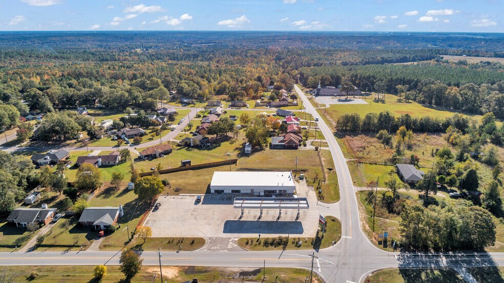 More Photos Of 1680 Brown Rd, Hephzibah Service Station For Lease