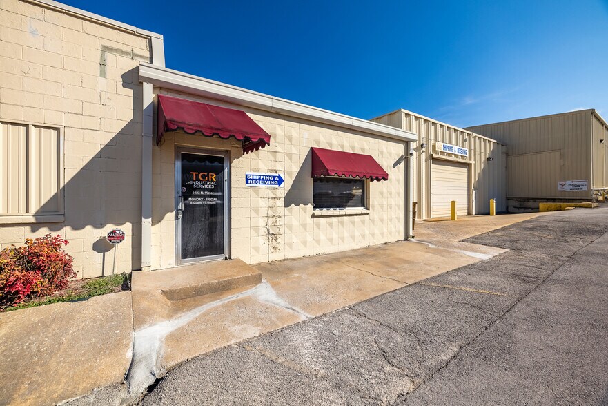 More Photos Of 1023 N Victor Ave, Tulsa Manufacturing For Lease