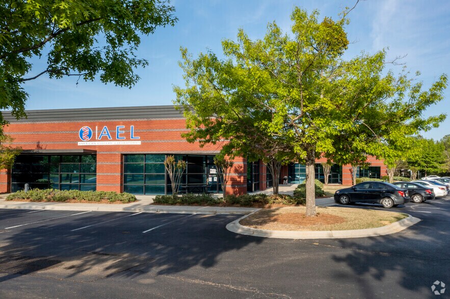 Primary Photo Of 201 London Pky, Birmingham Flex For Lease