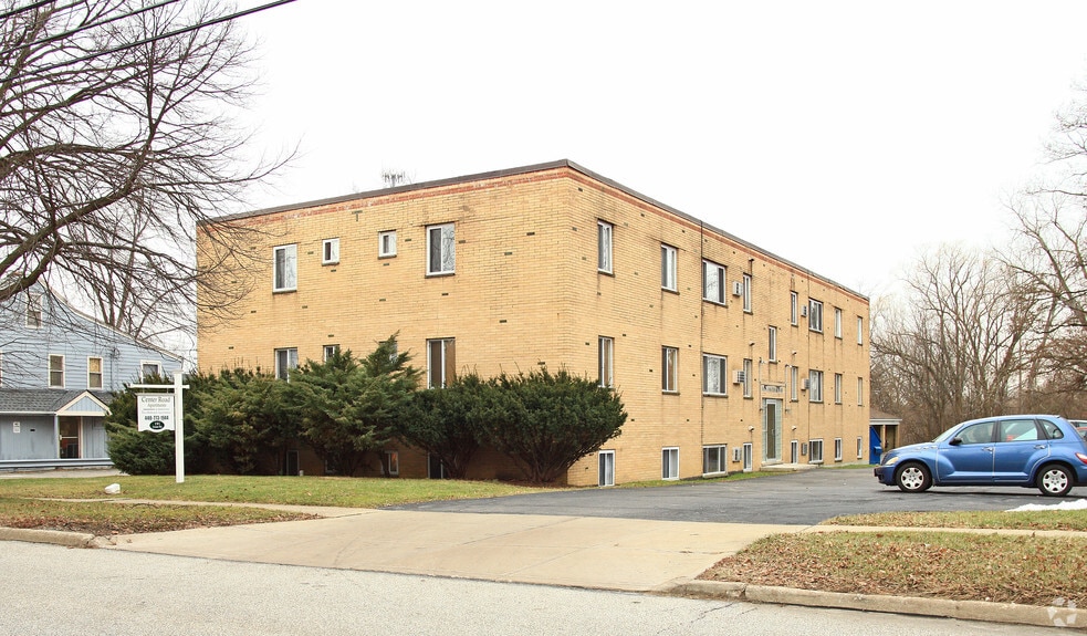 Primary Photo Of 191 Center Rd, Bedford Apartments For Sale