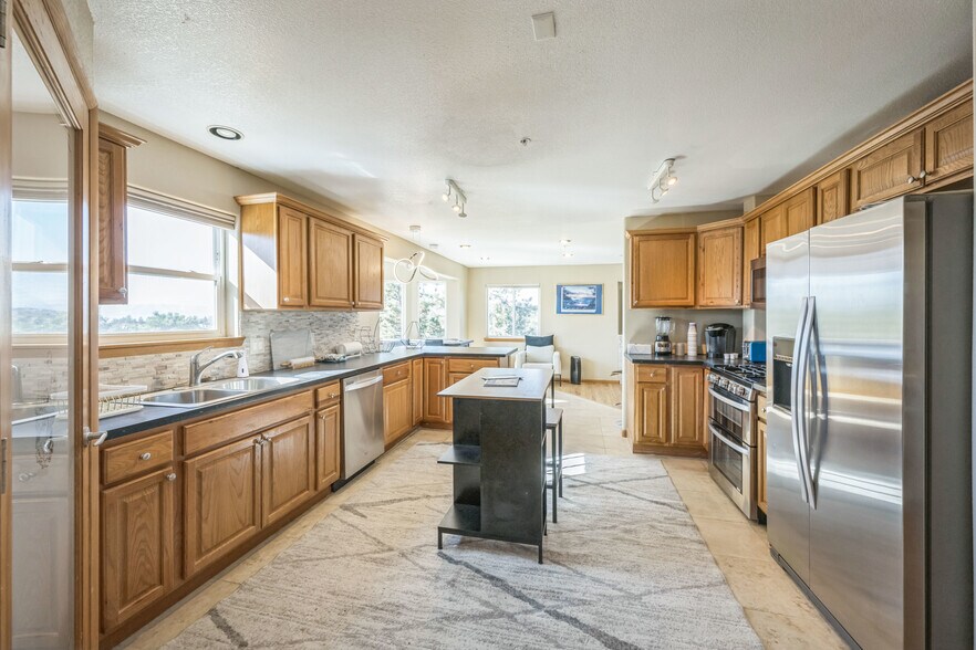 More Photos Of 5380 N Lariat Dr, Castle Rock Specialty For Sale