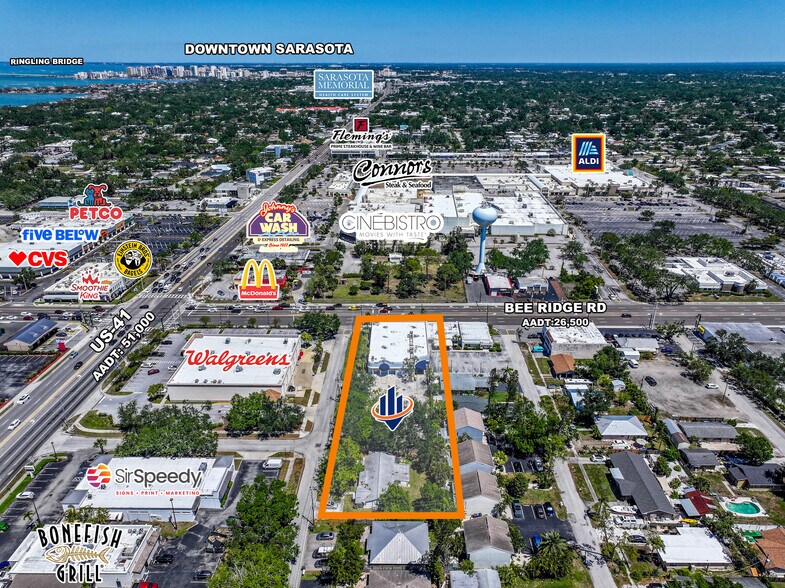 More Photos Of 2030 Bee Ridge Rd, Sarasota Office Residential For Sale