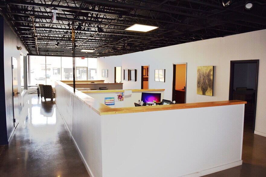 More Photos Of 519 W 7th St, Little Rock Office For Sale