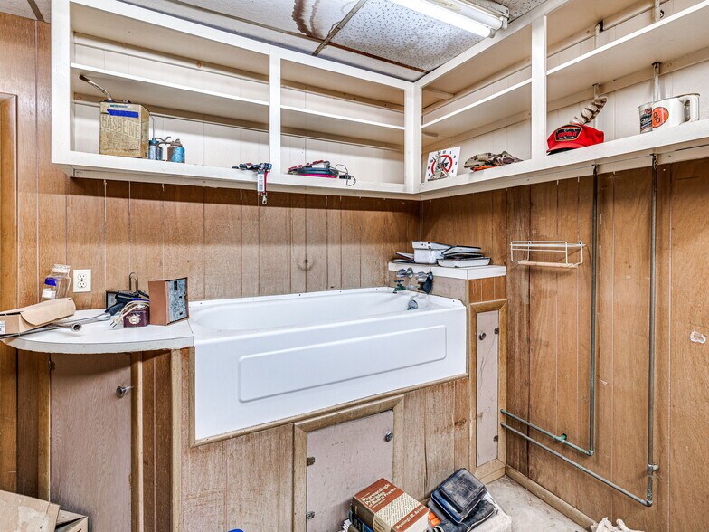 More Photos Of 601 Cimarron Rd, Tuttle Specialty For Sale