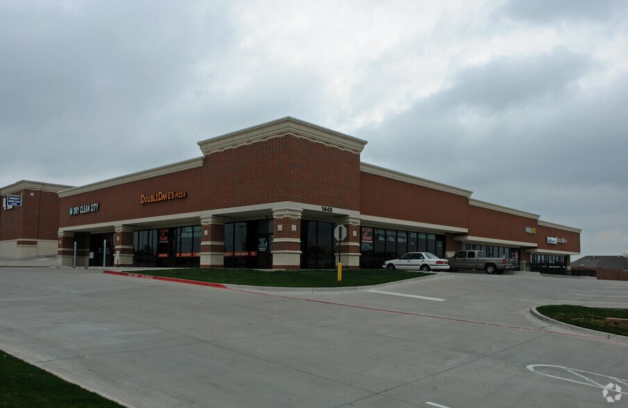 More Photos Of 4013-4017 14th St, Plano Unknown For Lease