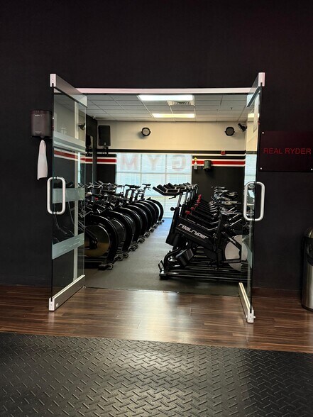 More Photos Of 1835 NW 112th Ave, Miami Warehouse For Sale