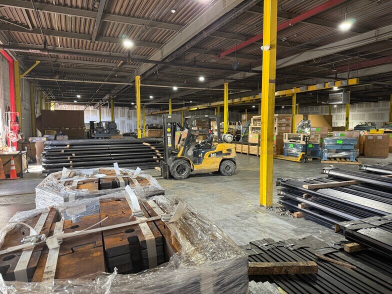 More Photos Of 524 Route 303, Orangeburg Manufacturing For Sale