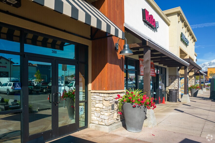 More Photos Of Cherry Valley Blvd @ Desert Lawn Dr, Calimesa Unknown For Lease