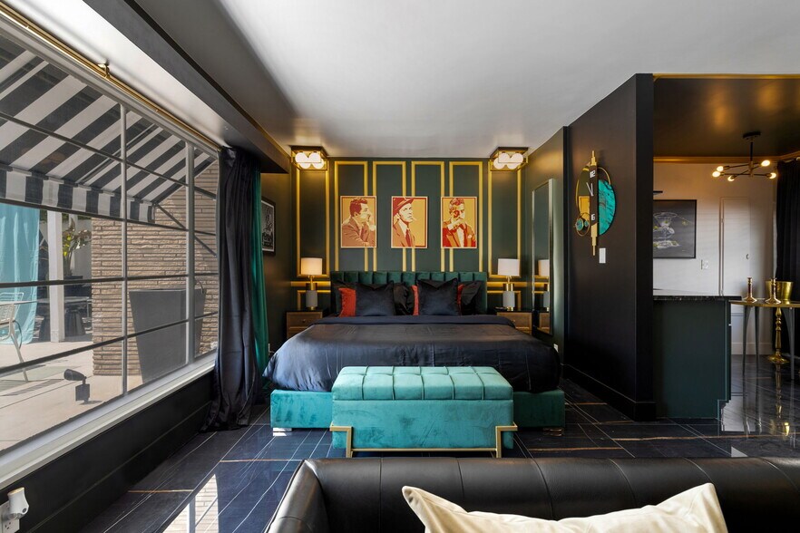 More Photos Of 120 W Vereda Sur, Palm Springs Hotel For Sale