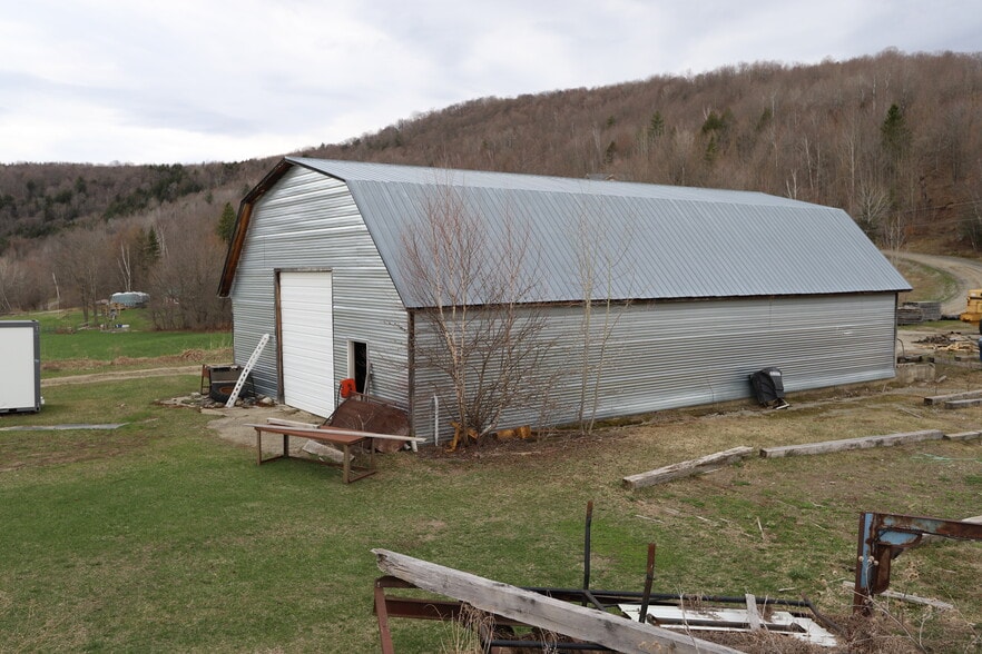 More Photos Of 6 Simino Ln, Irasburg Manufacturing For Sale