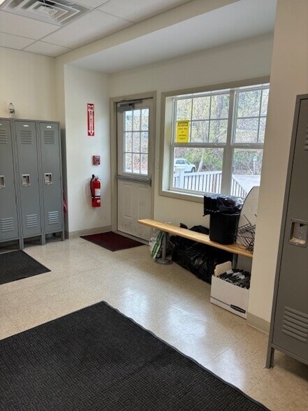 More Photos Of 208 W Main St, Elbridge Storefront Retail Office For Lease