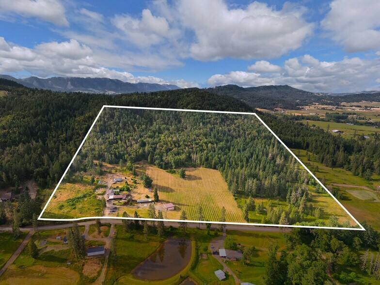More Photos Of 1329 Larson Rd, Roseburg Winery Vineyard For Sale