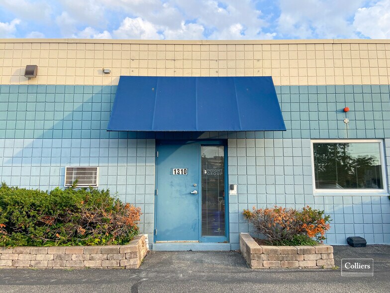 More Photos Of 1300-1318 Western Ave, Pittsburgh Flex For Lease