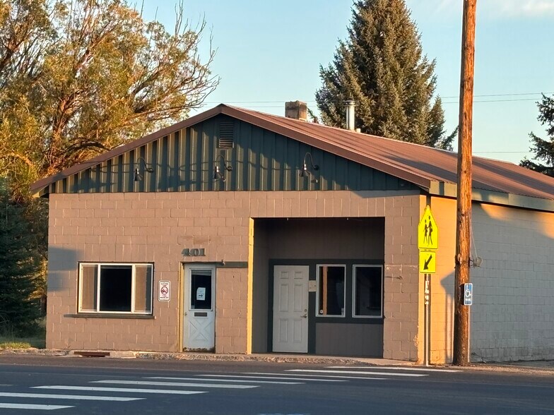 Primary Photo Of 401 Virginia St, New Meadows General Retail For Sale