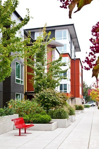 More Photos Of 3850 N Mississippi Ave, Portland Apartments For Lease