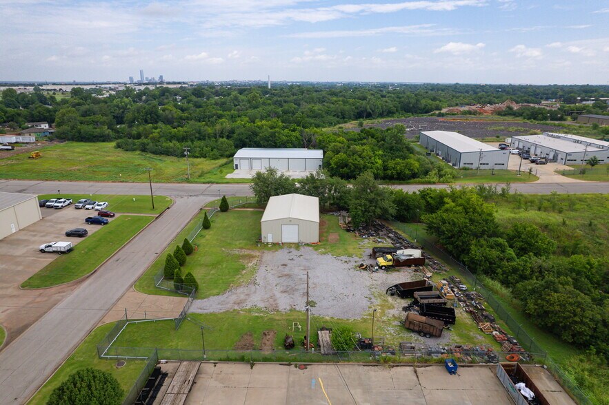 More Photos Of 6712 Pat Ave, Oklahoma City Industrial For Sale