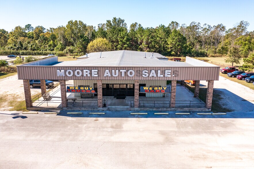 More Photos Of 1617 W Church St, Livingston General Retail For Sale