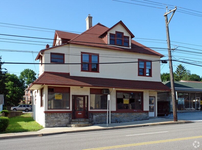 More Photos Of 610-612 Lancaster Ave, Berwyn Freestanding For Lease