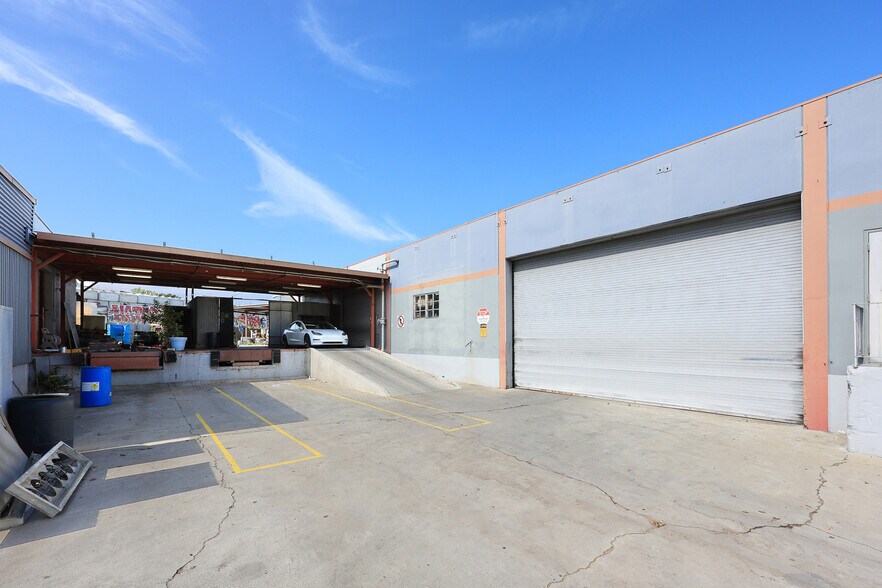 More Photos Of 4677 Worth St, Los Angeles Unknown For Lease