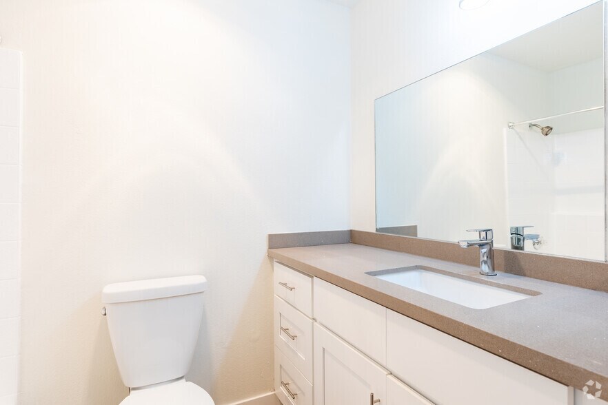 More Photos Of 130 S Alexandria Ave, Los Angeles Apartments For Sale