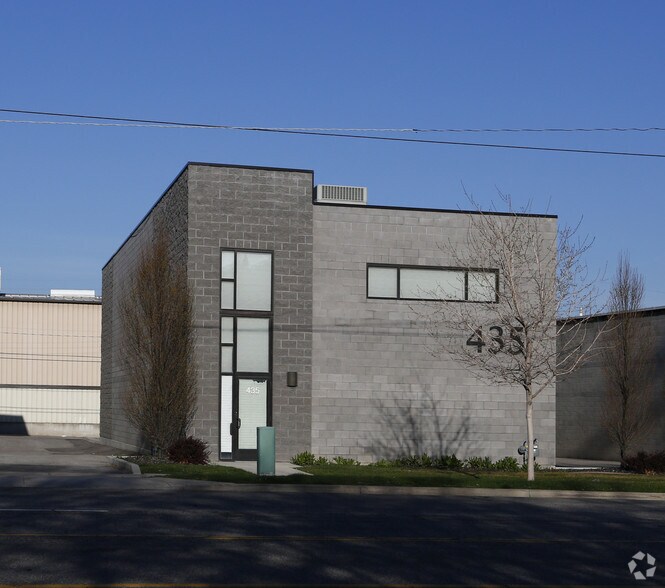 Primary Photo Of 435 N 400 W, Salt Lake City Light Manufacturing For Sale