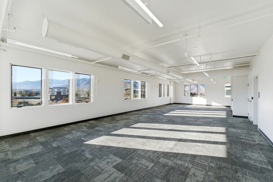 More Photos Of Phase One Unit #6, 1922 US-40 Hwy, Heber City Light Distribution For Sale