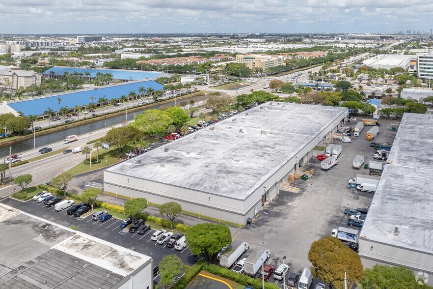 More Photos Of 8800-8870 NW 24th Ter, Miami Warehouse For Lease