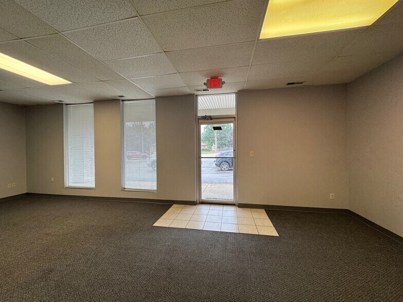 More Photos Of 746-756 Graham Rd, Stow Office For Sale