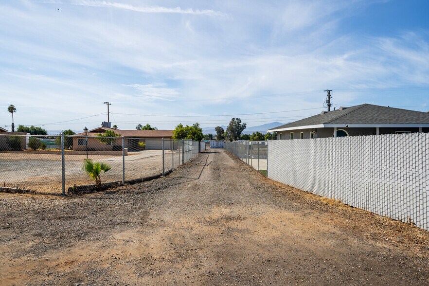 More Photos Of 6315 Pedley Rd, Riverside Land For Sale