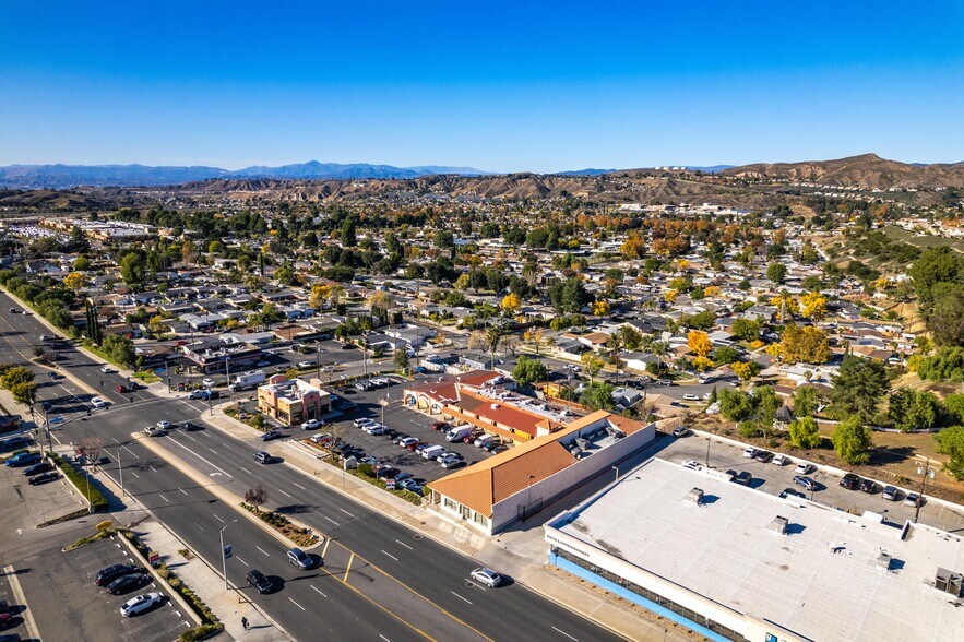More Photos Of 18909-18941 Soledad Canyon Rd, Canyon Country Unknown For Lease