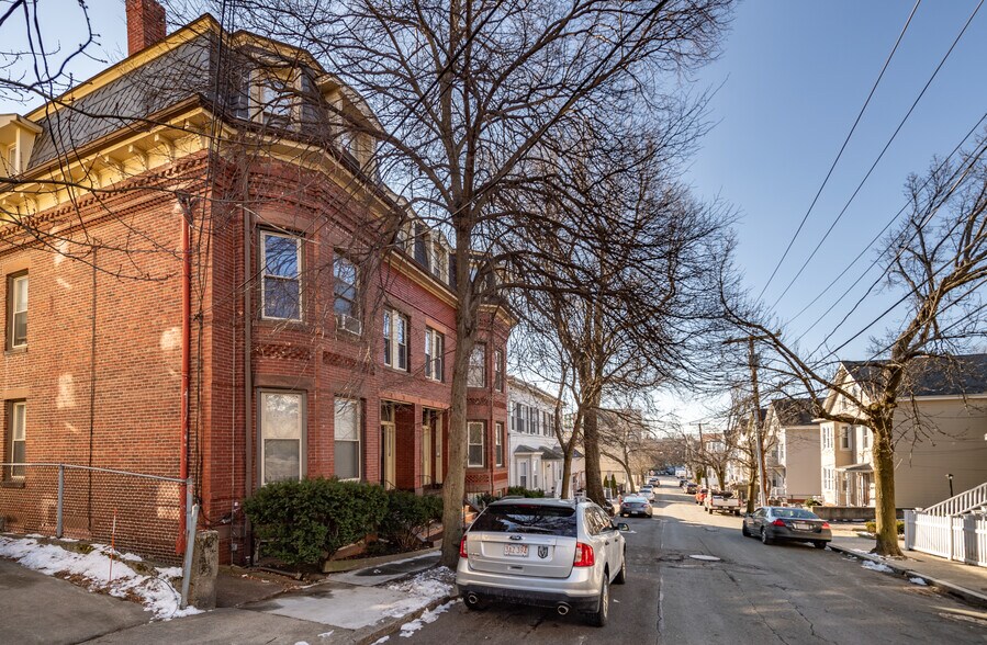 More Photos Of 54-80 Mount Vernon St, Somerville Apartments For Sale