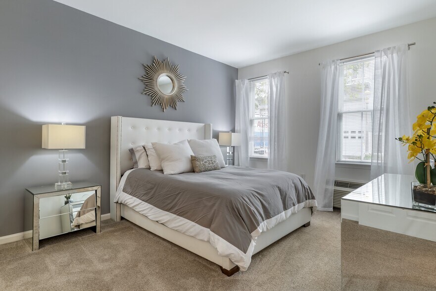 More Photos Of 50 Chelsea Ave, Long Branch Apartments For Lease