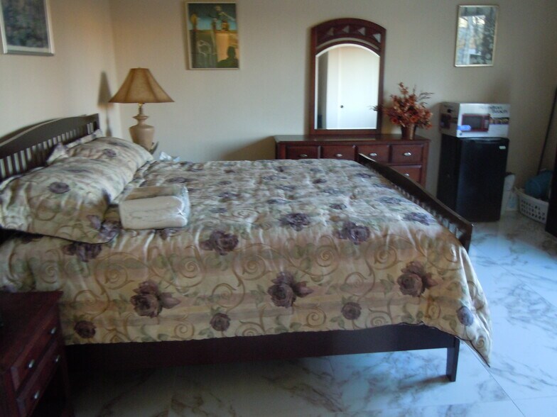 More Photos Of 13631 E Montgomery Rd, Scottsdale Contractor Storage Yard For Sale